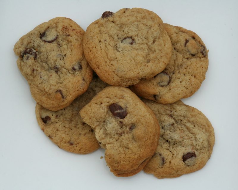 Cookie Alto Estilo Nova-Iorque com Gotas de Chocolate Derretendo