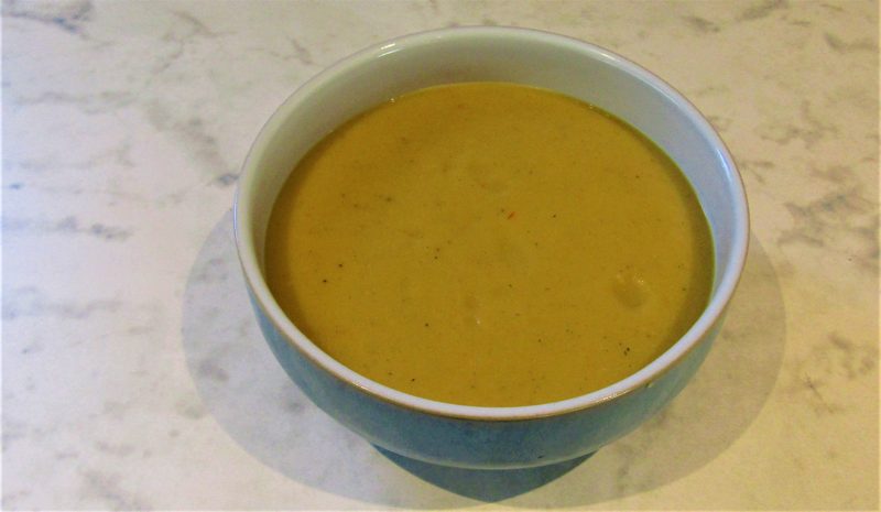 Sopa Aveludada de Abóbora Cabotiá com Gengibre