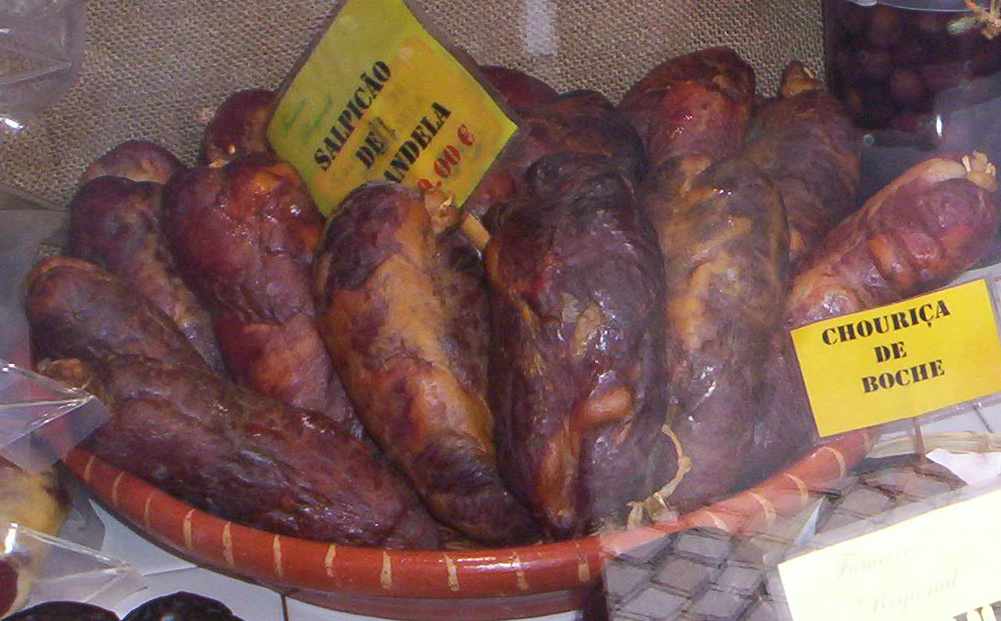 Salpicão de Frango com Maionese, Maçã Verde e Cenoura
